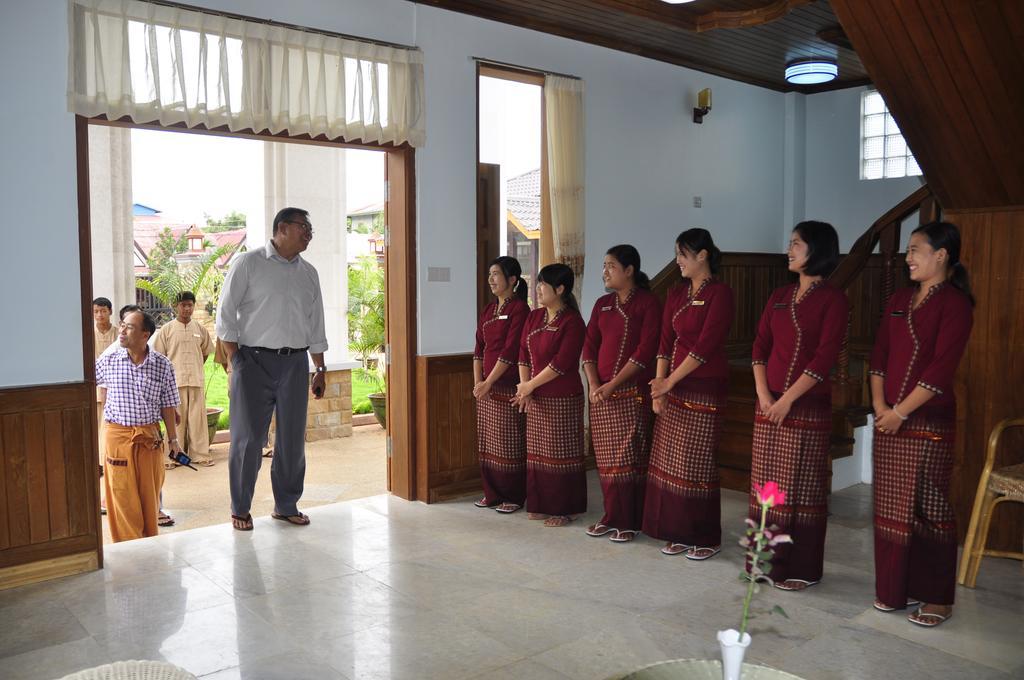 Cassiopeia Hotel Nyaung Shwe Eksteriør billede