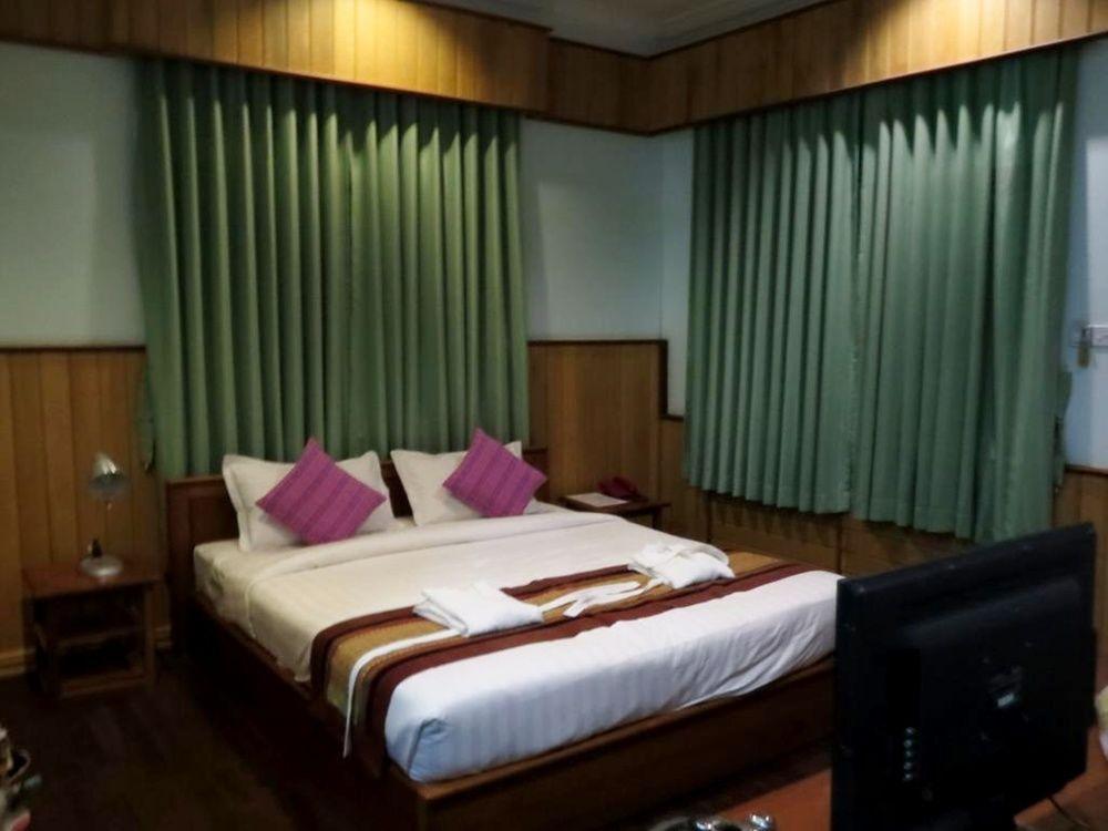 Cassiopeia Hotel Nyaung Shwe Eksteriør billede