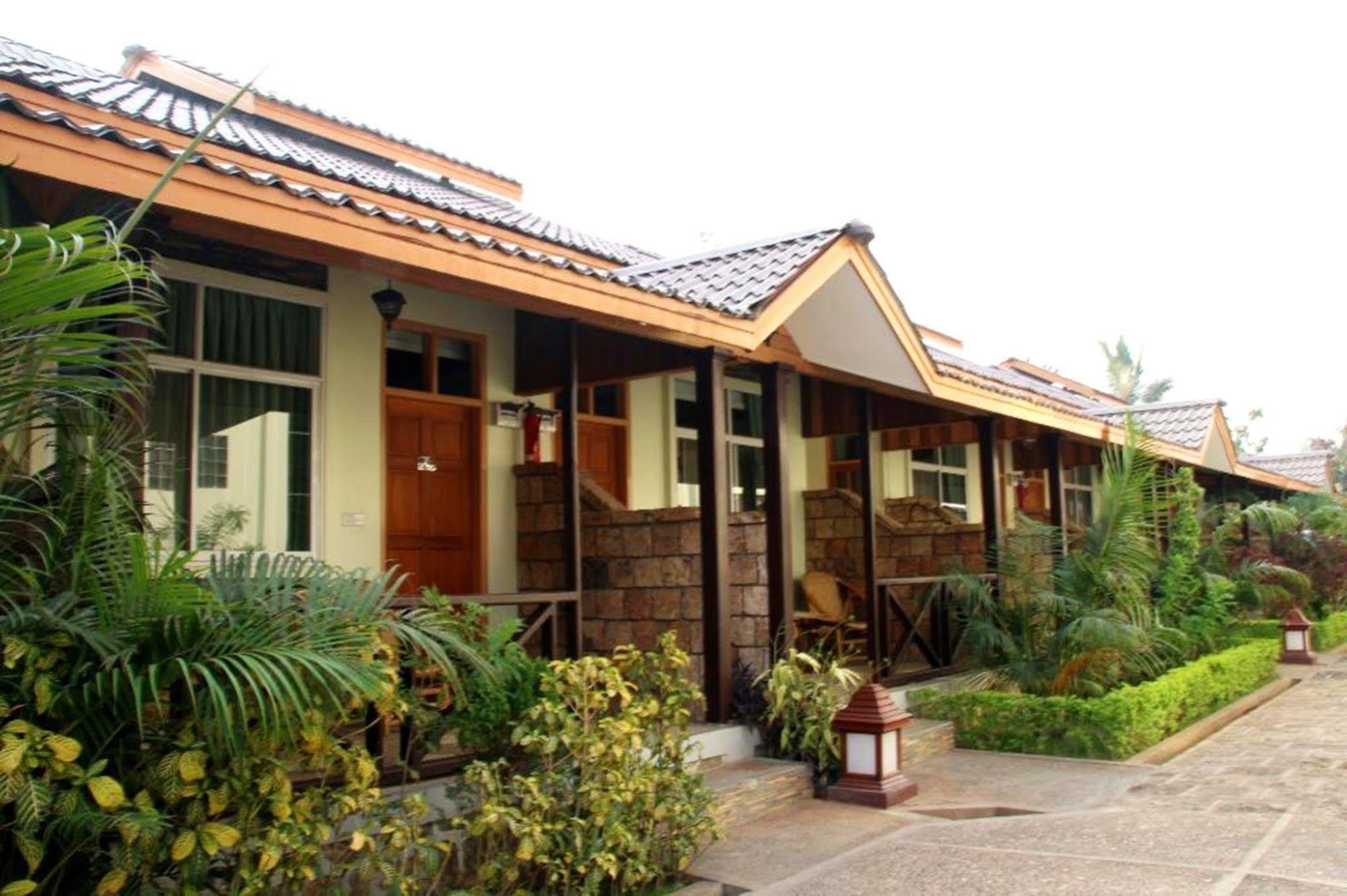 Cassiopeia Hotel Nyaung Shwe Eksteriør billede